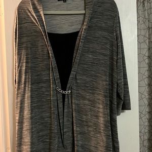 Black and gray blouse 3x 3/4 sleeve